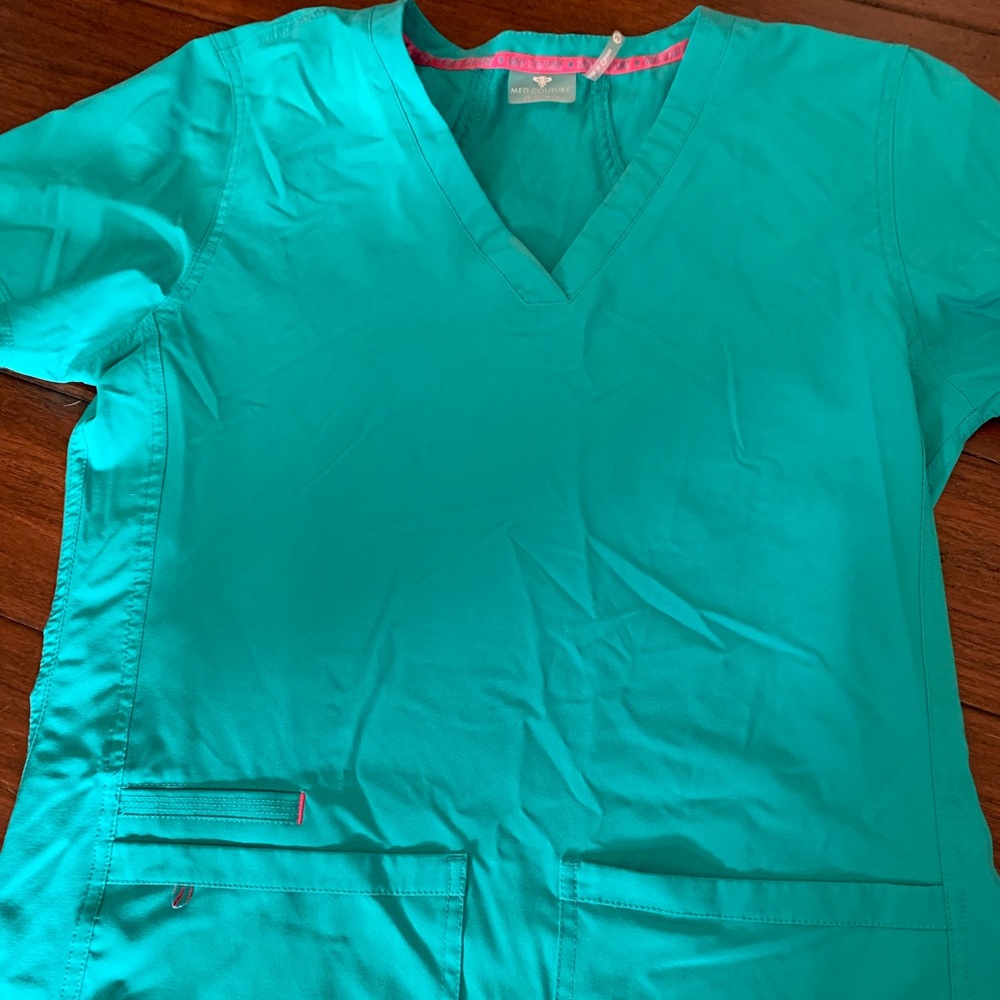 Med Couture Medium Teal Scrub Set